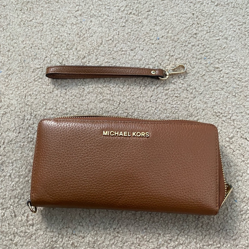 Michael Kors Wristlet